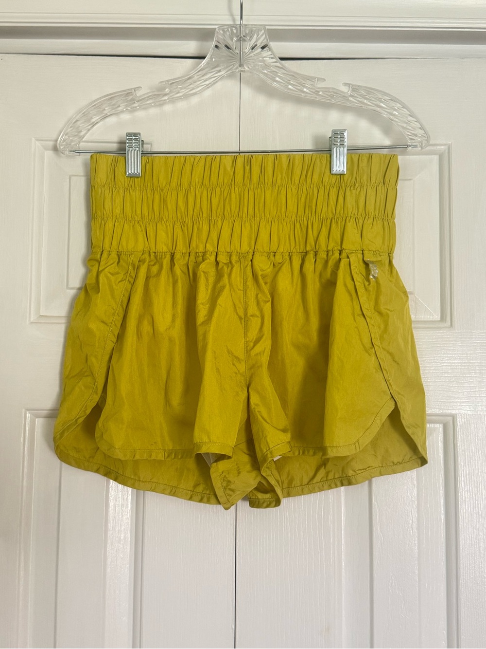 FREE PEOPLE FP Movement Women’s The Way Home Shorts Green/Yellow Size Medium
